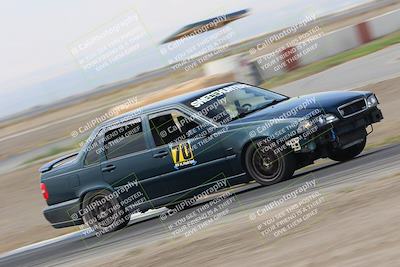 media/Sep-09-2022-Turn8 Trackdays (Fri) [[e0d53d97f1]]/Intermediate 1/Session 2 (Sunrise)/